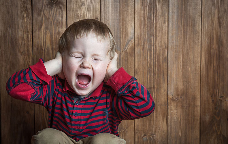 Почему дети кричат и что с этим делать